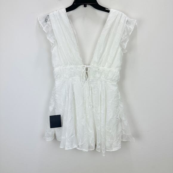 Lulus All About The Flowers White Burnout Floral Ruffled Romper Medium NWT - Picture 7 of 12